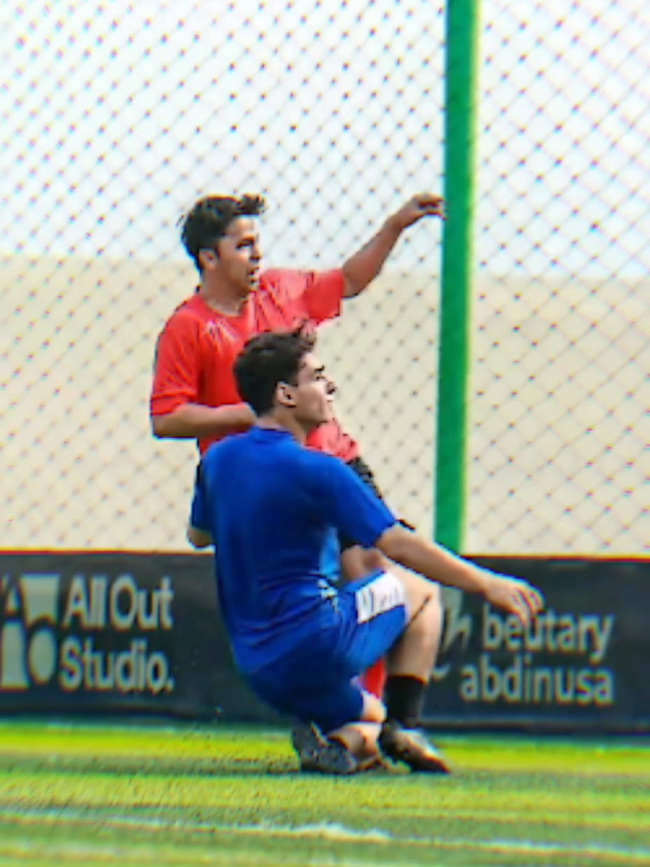 Udah ganteng malah ikut mini Soccer ,ya tambah ganteng bangetttttttt😩🥵❤‍🔥😎 #harryvaughan #fyppppppppppppppppppppppp #mytype #fypage #harqeel🧐 