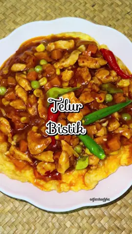 Telur bistik. Makan dengan nasi panas2 memang ngam.  #telurbistik #adfarshaufyhamemasak #adfarshaufyhacooking #fypシ #fyp 
