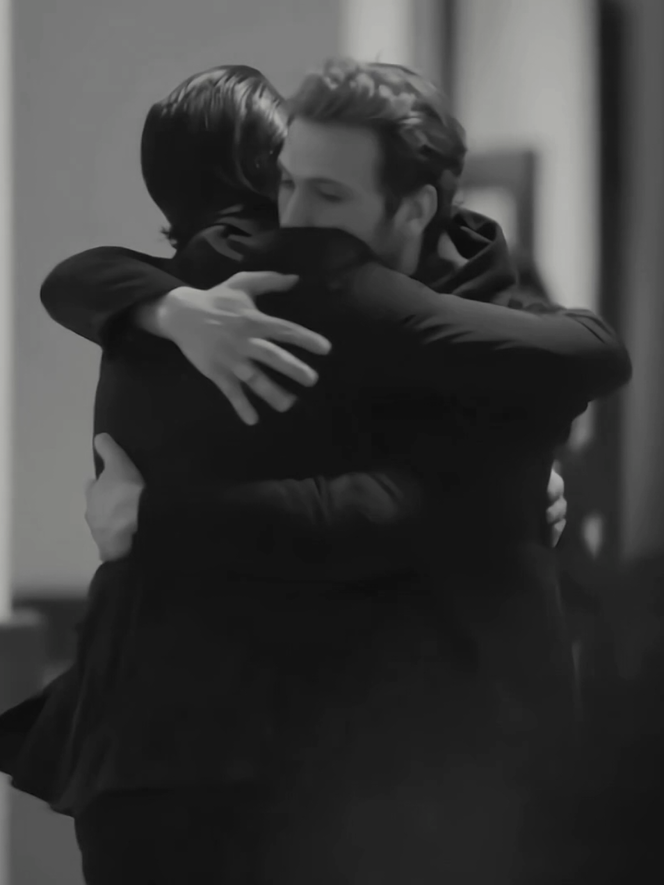 فاريام🥺❤️‍🩹 #çukur #yamaçkoçovalı #vartolusadettin #fyp #foryou 