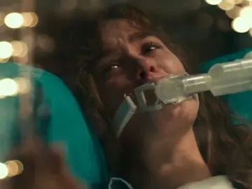 this movie is so [cry]. #fivefeetapart #youandi #movie #edits #sadending 