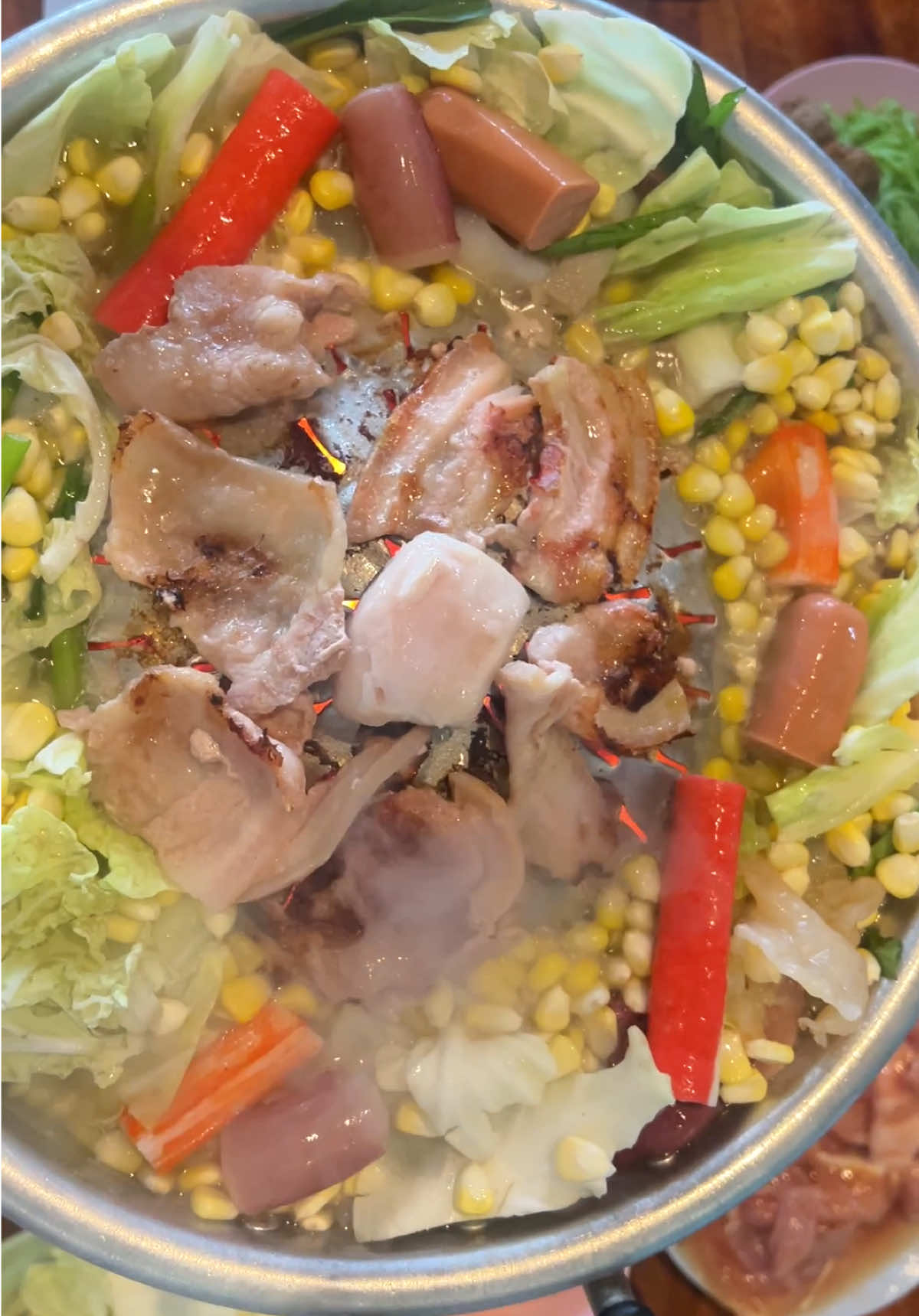 ร้านเดียวที่หนึ่งในใจไอเยิฟฟุดๆ#อมตะนครชลบุรี #หมูกระทะ 🍤🦪🥩🥢🥓