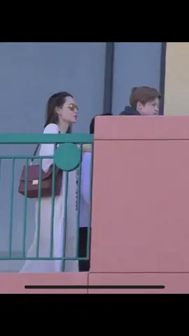 Angelina Jolie And Pax Thiên go shopping#xuhuong #xhhhhhhhhhhhhhhhhhhhhhhh #trending #angelinajolie #paxthienjoliepitt 