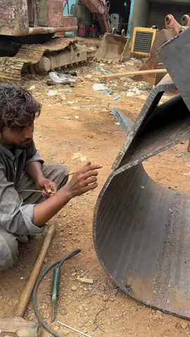 Amazing project for close excavator bucket plate close with local tool #fyp #technology #tools 