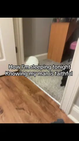 Sleeping safe and sound tonight ladies. I hope you all can have something like this 💕 #cheater #busted #cheatersgettingcaught #cheatersneverchange 