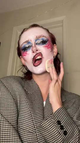 pretty!!!!!!!!! #fyp #drag #creativemakeup #relatable #foryoupage 