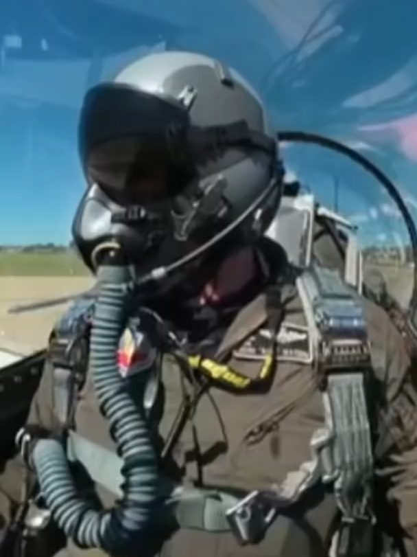 IndyCar Driver Conor Daly Rides in the Back of an F-16 ｜ Unrestricted Climb Takeoff