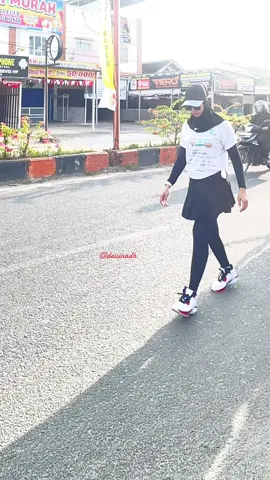 Harga Keren klo kamu cek out  #outfitolahraga  #kaos  #legging  #sepatu #fyp 