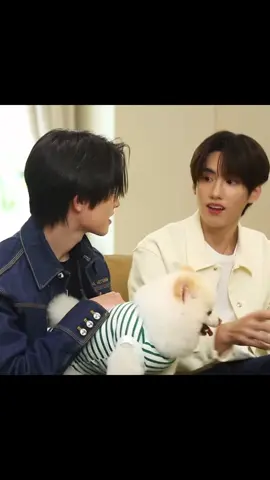 อยู่ด้วยกันมา ~4ปี แต่จริงๆจะ 5แหละ เพราะรู้จักน้องมาก่อนหน้านี้ ภูจำได้มาตลอด ใช่มั้ยล่ะภู 🫠 ก็เริ่มต้นมาด้วยกันอะเนอะะ 💖🩵  #ภูเอเอ #PHUTATCHAI #AAashirakorn #ตีท้ายครัว #BUSbecauseofyouishine