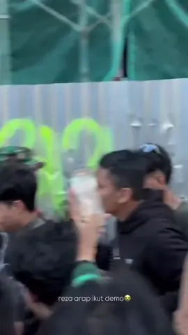 Reza arap ikut demo #gedungdpr #demo #rezaarap 
