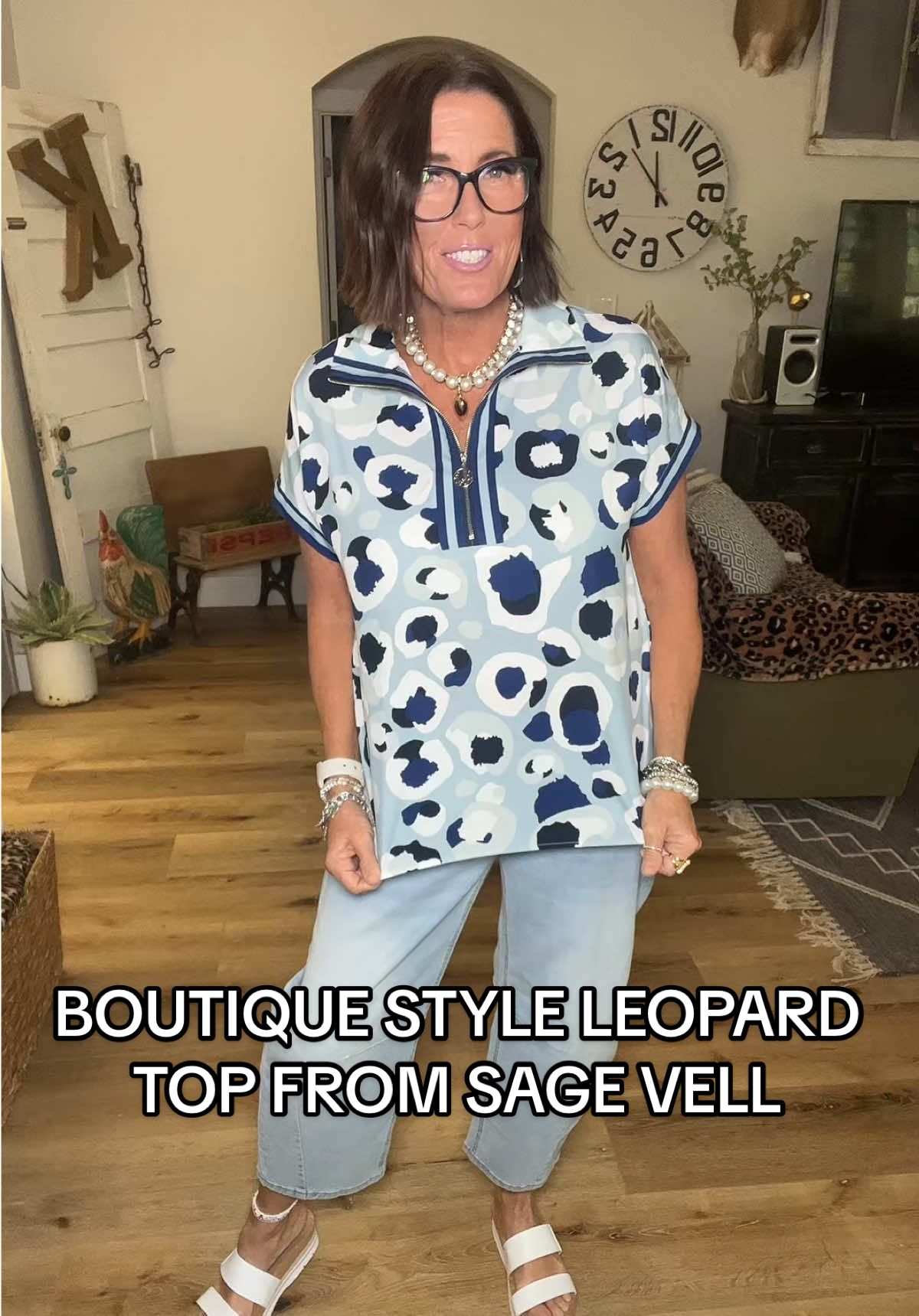 BOUTIQUE STYLE LEOPARD TOP FROM SAGE VELL..amazing quality top..AND SOO CUTE!!! #top  #blouse  #boutique #boutiqueshopping  #boutiqueclothing @Sage Vell 
