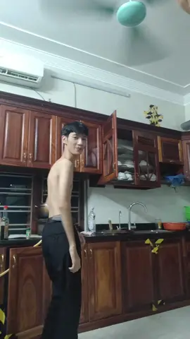 Nguội và Ngọng dance =)))))