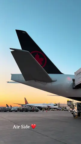 ✈️❤️✨@Air Canada @Toronto Pearson #yyz #aircanada #aviationlovers #torontopearsonairport #planelovers 