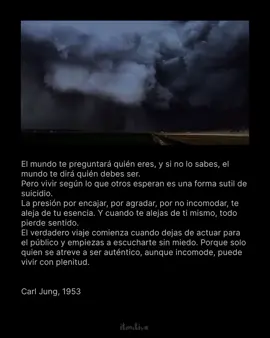 quien se atreve a ser auténtico puede vivir con plenitud  #motivationalvideo #vida #itmotiva #poemas #poesia  Carl Jung