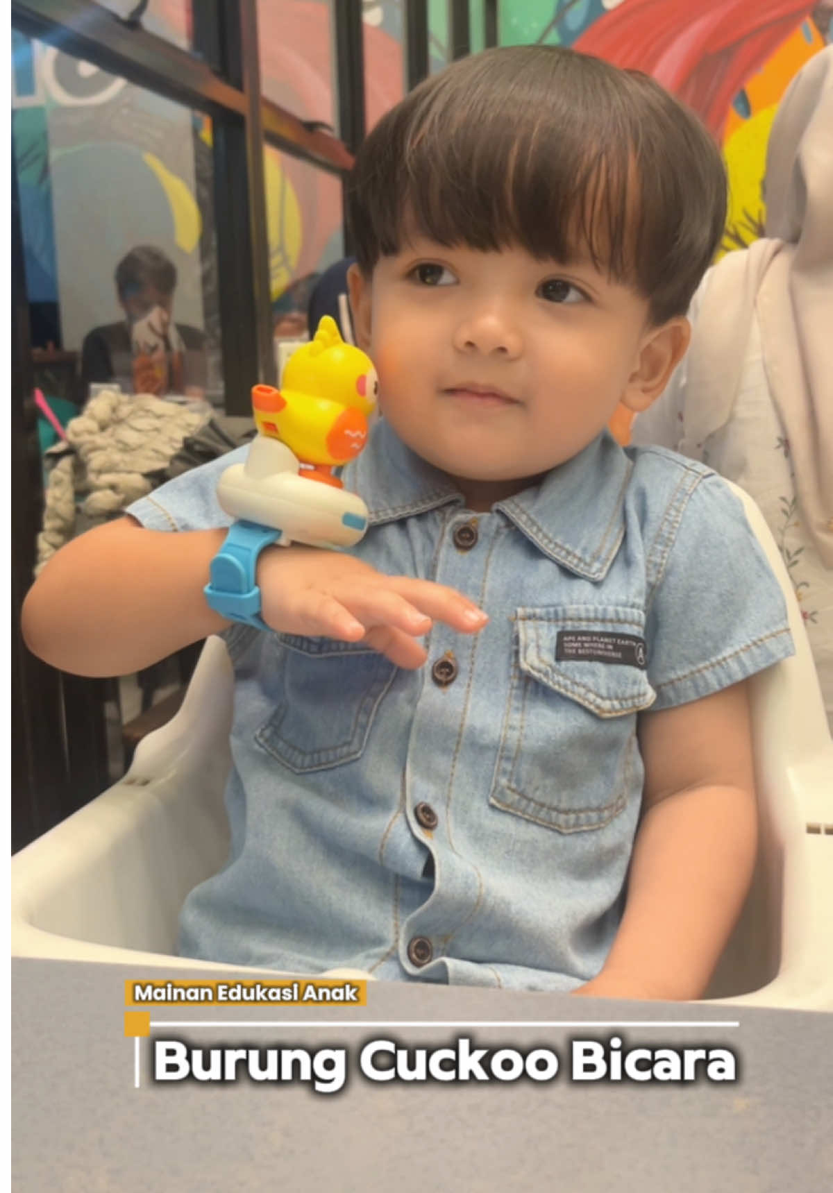 Bikin anak jadi pinter ngomong 😍 daripada anak di kasih gadget atau screentime mending kasih mainan ini👌🏻 #mainanedukasi #burungcuckoo #jamtanganburung 