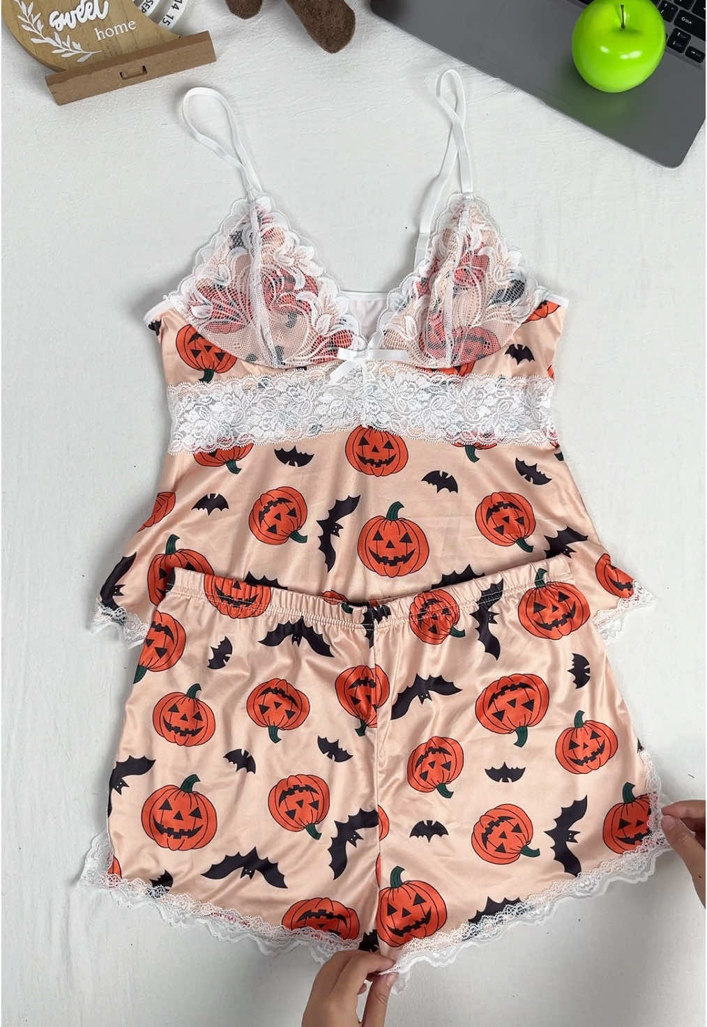 #halloweentok #ttsfinds #halloweenpajamas  #halloween#Halloweenpajamas#confidence#dealsforygudays  #nightdress #backtoschool #tiktokshopcreatorpicks #fall #dealsforyoudays #tiktokshopbacktoschool #spookyseason #fallfashion#fallvibes #fallaesthetic #halloween2025 #summersale #backtoschoolshopping #backpack #costume #summerween#jerseyshore #outdoortun #Tailseason #teacheroutfit #tiktokbacktoschool #disneyhalloween #schooloutfit #dealsforyou#backtoschool2025