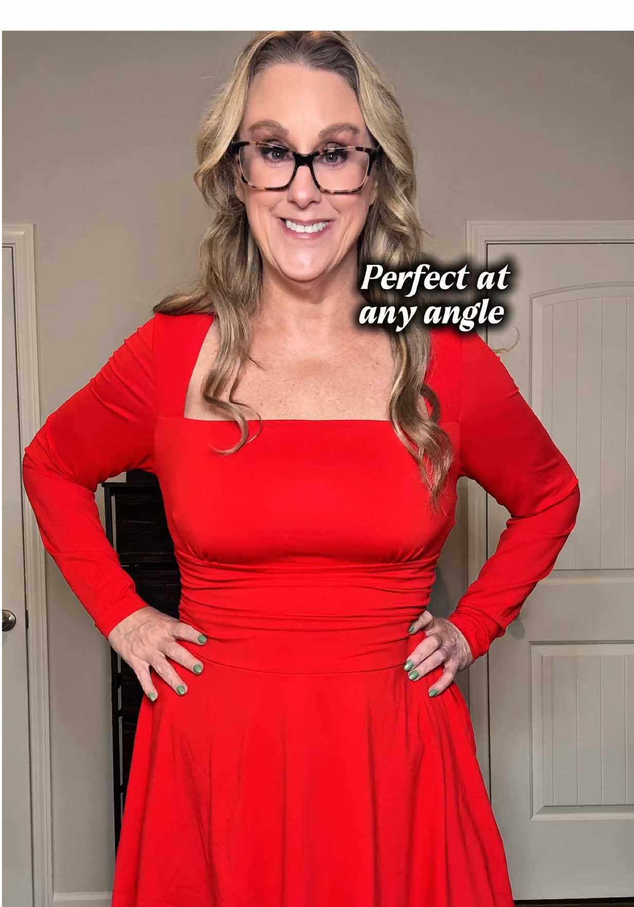 Why are flattering short dresses so hard to find after 40? This one is perfect: flattering short dresses for midsize that don’t cling, a flattering short dress with sleeves for coverage, and one of the best flattering short dresses for women over 40 I’ve ever tried. @OYS_US #flatteringshortdresses #flatteringshortdressesformidsize #flatteringshortdresswithsleeves #flatteringshortdressesforwomenover40 #tiktokshopcreatorpicks  