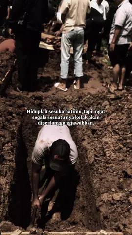 Amalan yang telah kamu kerjakan.#kematian #alamkubur #nasehatislami #berubahbareng #fyp 