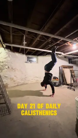 Day 21 of doing calisthenics every single day. Another light basement session. More kickup to handstand and bent arm press. Caught myself in a nice underbalance today, legs not totally straight, but I don’t think I’ve done that before. Seeing improvements slowly but surely.  Join me on my daily calisthenics journey!  #calisthenics #workout #Fitness #exercise #handstand 