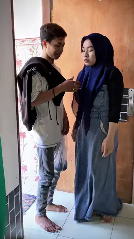 Terimakasih atas perhatianmu, meski sikapku seperti ini😔😔@Mued Aditya109 