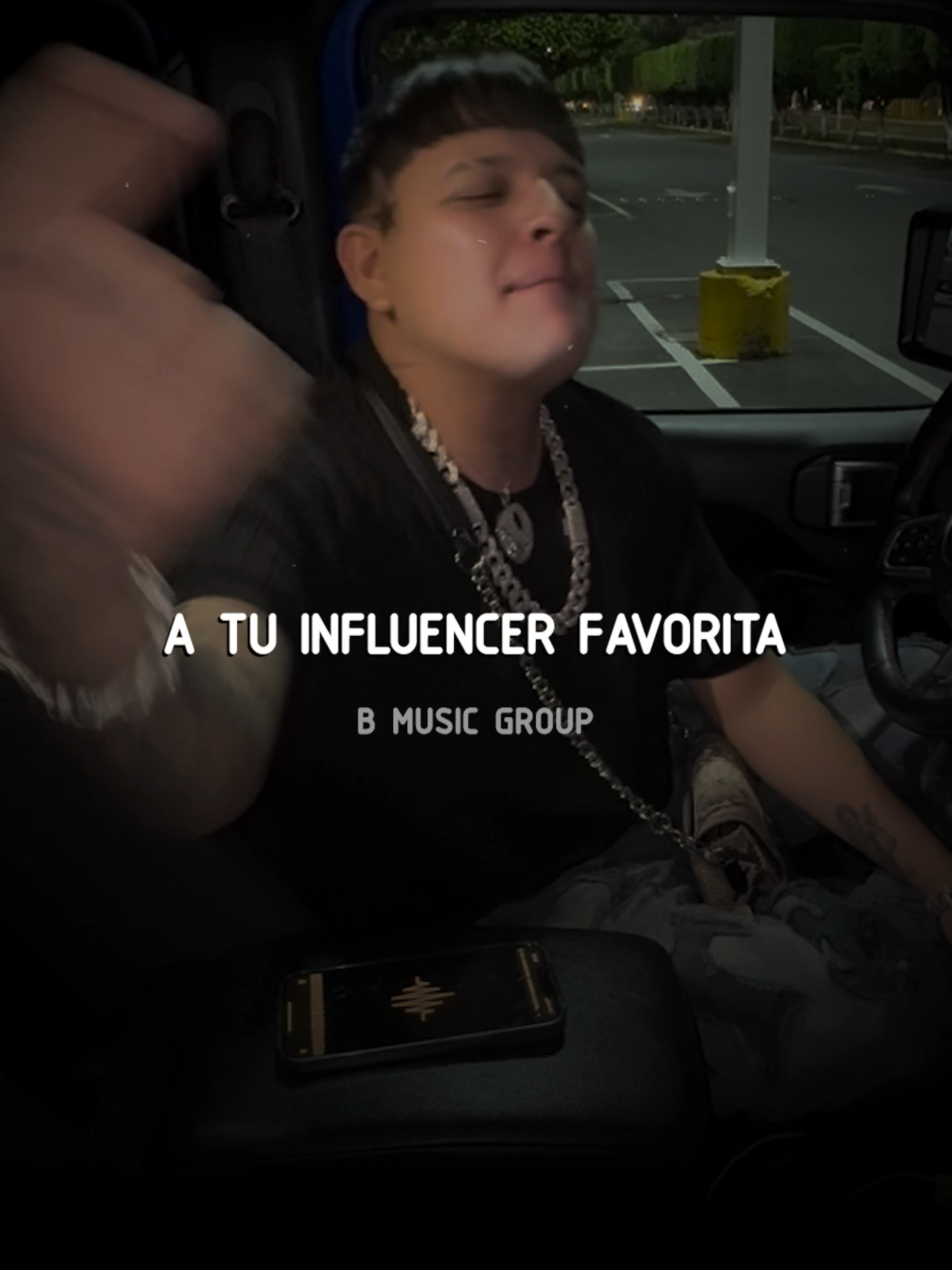 a tu influencer favorita.. #dazoner #electrocorridos #corridos #regionalmexicano #rap #trap