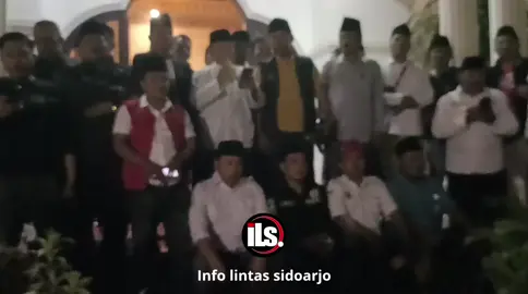 🕊️ DEKLARASI DAMAI JAWA TIMUR Kami, masyarakat Jawa Timur, dengan penuh kesadaran menyatakan komitmen bersama untuk menjaga bumi Majapahit ini agar tetap aman, damai, dan tenteram. 	1.	Kami bertekad menjaga kondusifitas Jawa Timur agar selalu berada dalam suasana yang tenang, rukun, dan harmonis. 	2.	Kami menolak segala bentuk anarkisme, kekerasan, serta provokasi yang dapat merusak persaudaraan dan persatuan. 	3.	Kami akan mengutamakan nilai persatuan, kerukunan, serta musyawarah mufakat dalam menyelesaikan setiap perbedaan. 	4.	Kami siap bergandengan tangan bersama pemerintah dan aparat keamanan dalam menjaga ketertiban, kedamaian, dan keselamatan seluruh warga Jawa Timur. Dengan tekad yang bulat, kami berkomitmen menjadikan Jawa Timur sebagai daerah yang rukun, aman, damai, dan sejahtera bagi seluruh masyarakatnya. Surabaya, 31/9/2025 Atas Nama Masyarakat Jawa Timur Beserta MABES ( Madura Bersatu) MADAS ( Madura Asli ) IPPAMA ( Ikatan Persatuan Putra Madura) AMAN ( Aliansi Madura Nasional ) FPMI TEROBOS