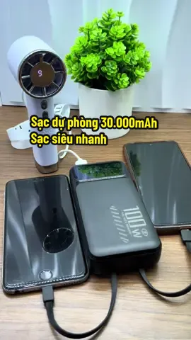 ☘️ Sạc dự phòng 30.00mAh . Sạc Siêu Nhanh . Cầm đi đâu cũng tiện . Ưng thật  #viral #sacduphong ##sạc #sacnhanh #sacduphong30000mah 