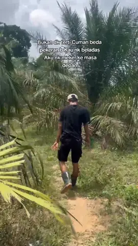 tidak ada kenikmatan di masa tua bagi mereka yang malas di masa muda ☺️#fyppppppppppppppppppppppp #sawitontiktok #xyzabc 