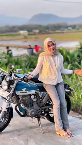 demo dimana mana , kerusuhan dimana mana terus kamu dimana ga kangen aku ta? #rembang24jam #cb #cbteyeng #cbcantik #fypシ゚ 
