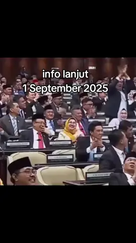bagian 1 : info terkini 1 September 2025 penuh kesedihan dan penuh kenangan sejarah yang merugikan rakyat #rakyat #dpr #terkini #fyppppppppppppppppppppppp #fyp #viral #indonesia🇮🇩 #videoviral #video #demo #dprri #masyarakat 