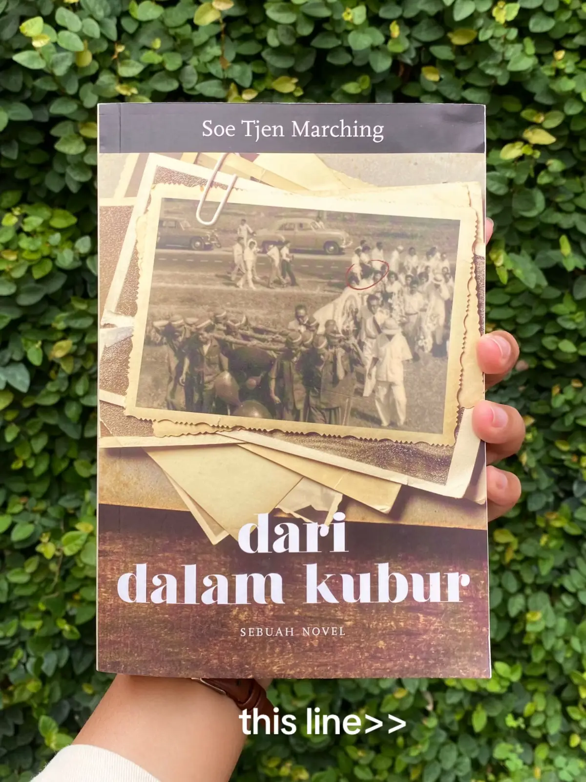 #BookTok #booktokindonesia #daridalamkubur #fiksisejarah #rekomendasibuku 