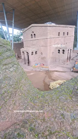 the first project of king lalibela, the true monolithic rock hewn Church. #ethiopian_tik_tok🇪🇹🇪🇹🇪🇹🇪🇹 #zagolethiopiatours #visitethiopia #zagoltours #ExplorewithZagol 