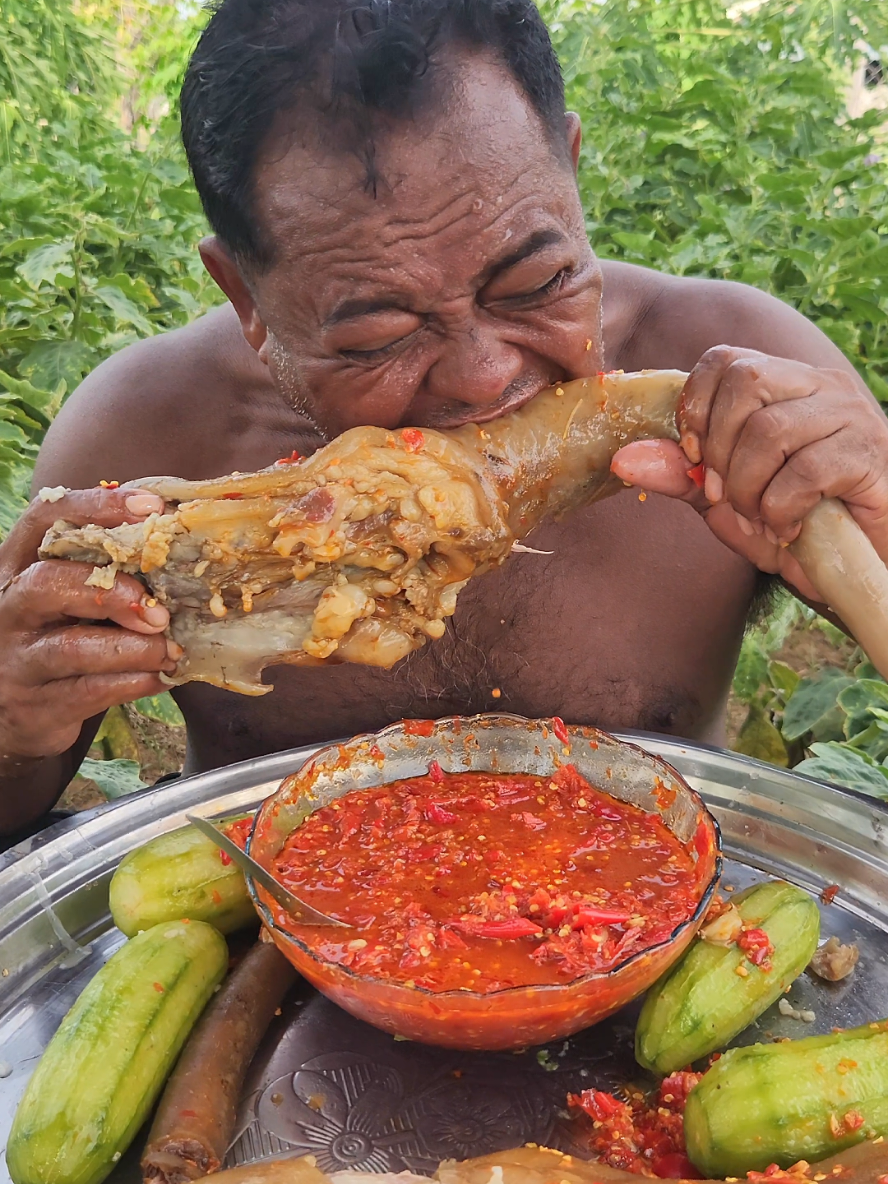Yummy Spicy 🔥 Oxtail Recipe #crispy #foodtiktok #yummy 
