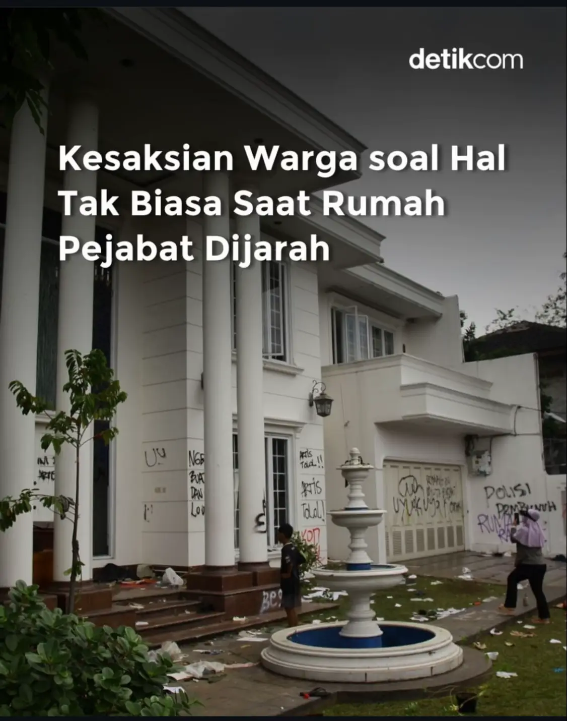Sejumlah rumah pejabat jadi sasaran penjarahan massa tak dikenal. Mulai dari Ahmad Sahroni, Uya Kuya, Eko Patrio, Nafa Urbach, hingga Menkeu Sri Mulyani. Warga sekitar mengaku melihat hal-hal tak biasa saat penjarahan berlangsung. Aksi ini bikin geger dan meninggalkan tanda tanya besar. Simak kesaksian lengkap warga soal kejadian ini! #detikcom #penjarahan #ekopatrio #DPR #srimulyani  