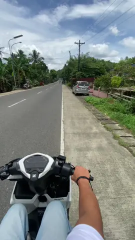 bangoo ng jeep haha #hondaclick #vario125 #click125 #rides #fyp 