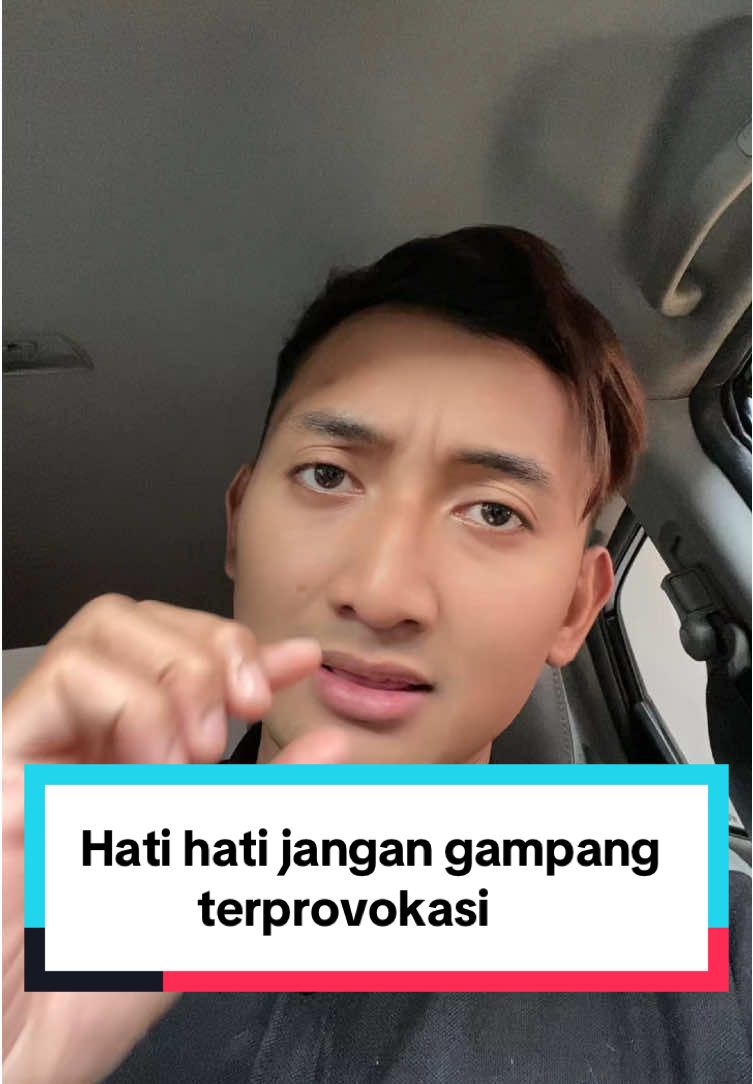 Hi Guys tolong tahan diri dan saling jaga ya !! jangan mudah terprovokasi ! karena mereka lebih bahagia melihat negara ini hancur daripada maju !! stay safe semua !! #demokrasi  #staysafe  #demo 