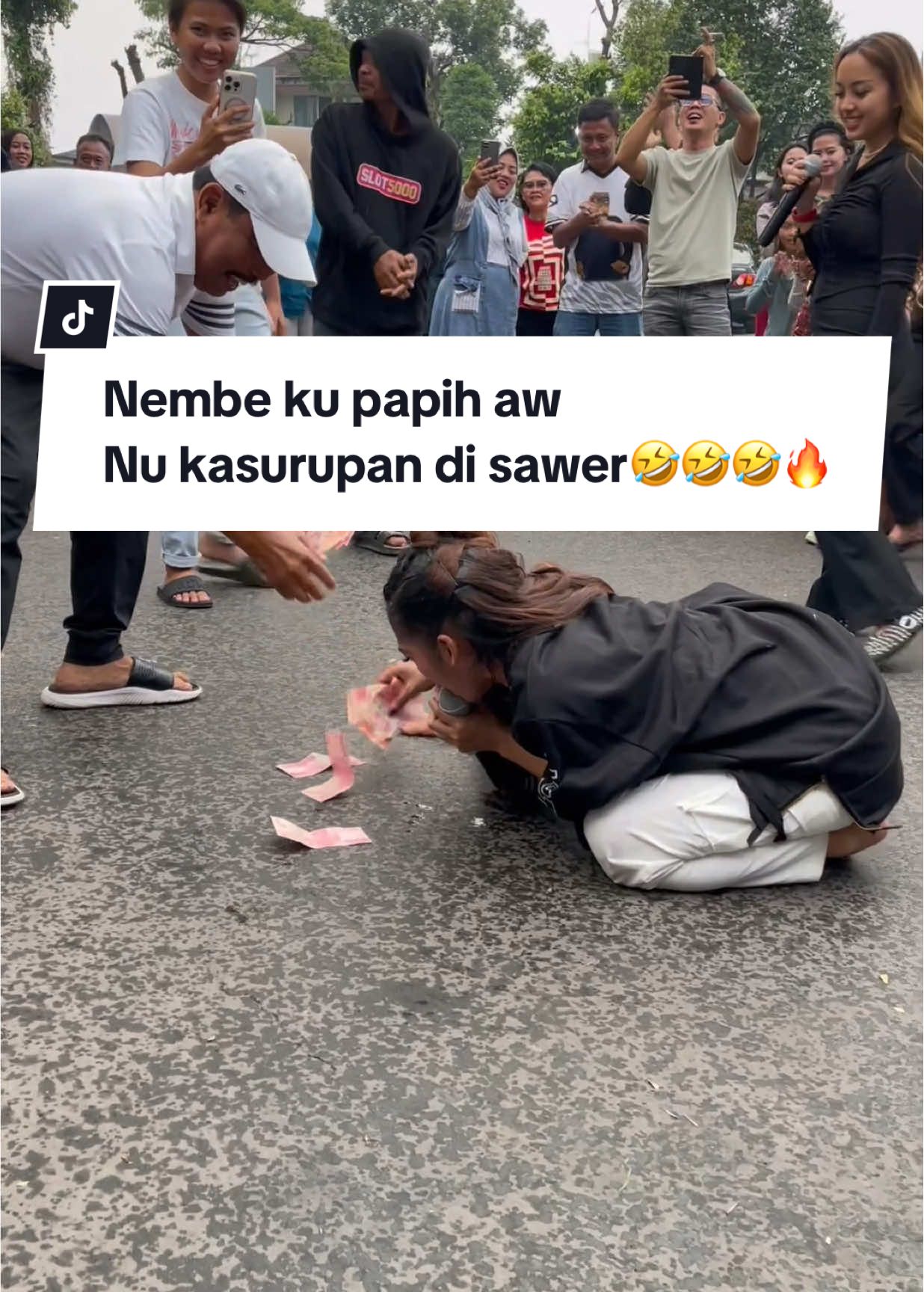 Hanya ku papih AW nu k4surup4n di sawer nu baleureum 😂😂🥳🥳🥳💃🏻💃🏻 ridho di bura 100x oge ku papih jeng mamih mah🤣🤣🤣🔥🔥#fyp #fakesituation⚠️  #Itingchanel #papihaw #mamihshinta69 @H_AW_69 REAL @SintAw_69 