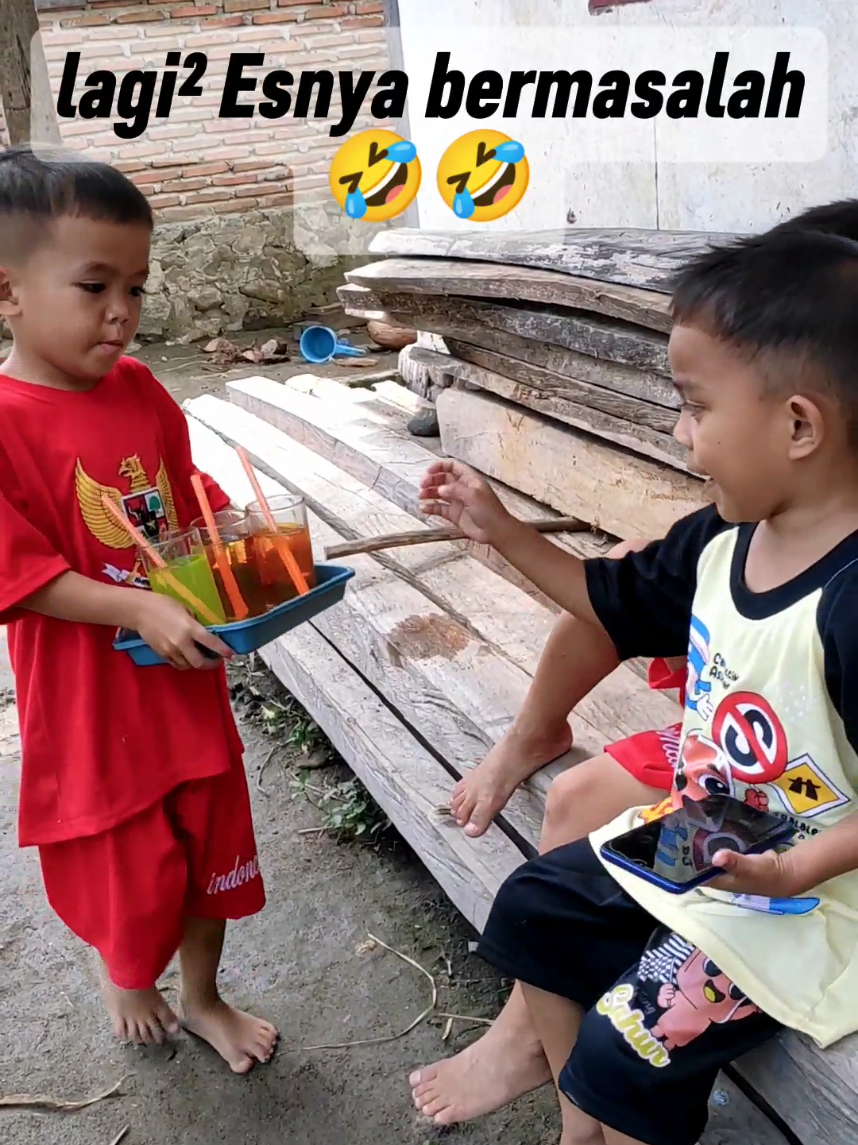 minuman apa lagi ini cill, agak lain rasanya🤣🤣 #sonecil #viral #fyp 