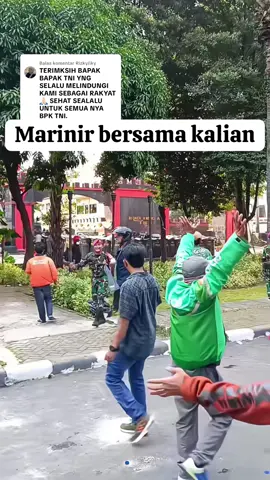 Membalas @Rizky/iky Marinir tetap sama rakyat, karna kami juga dari rakyat  #marinir #tniindonesia🇮🇩 #tnial #demo #viral 