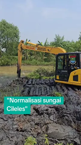 Normalisasi sungai #kabupatentanggerang #tanggerang #Sepanjang #DBMSDAtanggerang #fyppppppppppppppppppppppp   700 meter yang awalnya di targetkan 600 meter, atas permintaan para petani. normalisasi sungai Cileles yang berlokasi di Desa Gunung Sahari. Di kerjakan dari tgl 22 Agustus hingga 1 September kini telah rampung. Dinas Bina Marga dan Sumber Daya Air (DBMSDA) kabupaten Tangerang  melalui UPTD SDA wilayah  yang di pimpin oleh Agung Rumedi sebagai kepala UPTD wilayah V, menuturkan. Normalisasi sungai  cileles desa Gunung Sahari. rencana  awal 600 meter dan realisasi sepanjang 700 atas permintaan petani
