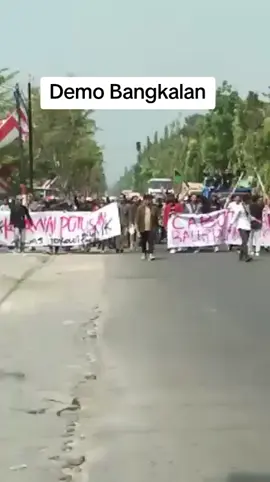 Demo di Bangkala #bangkalan #demo #bubarkandpr #madura #dprri 