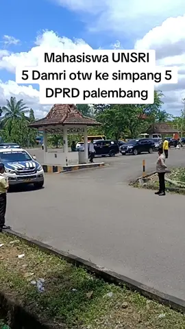 tetap jaga keselamatan adik² mahasiswa unsri semangat 🔥 #demo #tiktok #fyppppppppppppppppppppppp #unsriindralaya 