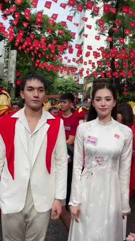 Anh Cường, anh Tấn, anh Bình, anh Thành, anh Sen… anh nào em cũng quý😆 #trantieuvy 
