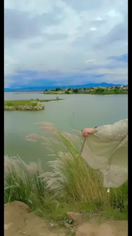 hubby too me 🫶 ❣️ ❤️  #myhubby #nature_lover #poetrylover #princess_zee319 