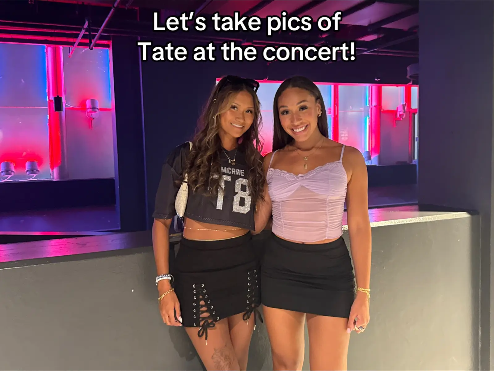 Best night ever @tate mcrae @t8 hq #misspossessivetour #tatemcrae #tatemcraetour #misspossessive #t8hq #tatertots #concerts #cfgbankarena 