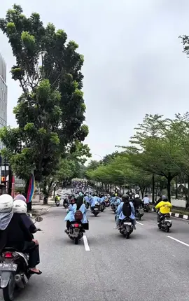 1 September 2025 Aksi demo !! Para mahasiswa sudah turun dijalan , Jangan pulang sebelum menang 👍 Merdekaaa 🇲🇨 #pekanbaru #pekanbaru_riau #riau_pekanbaru #fypage #lewatberandafyp 