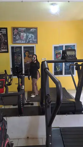 #bodygoal #momlife #gym 