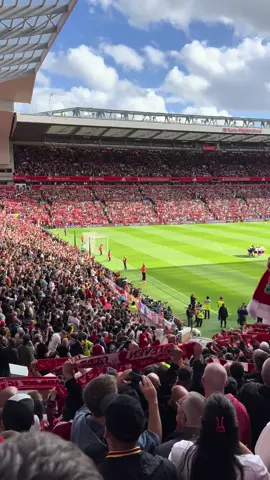 Liverpoolfc# #anfieldstadium #YNWA (You’ll Never Walk Alone)#LFC#LiverpoolVsArsenal#RedTogether
