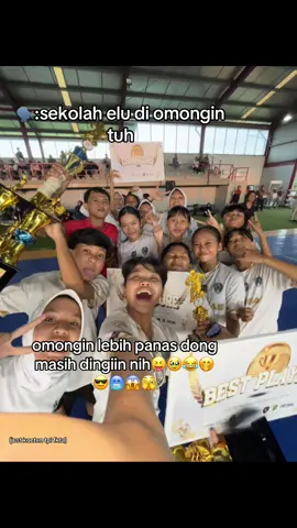 dengerinn aja🤭🤭#futsalindonesia #futsalputri #futsalspengas #masukberanda #justkonten😜✌💃🍜 #bismillahfyp 