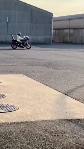 自分を大切にしてくれる人を大切に #バリオス #しーずー #黒ピンク #現行車 