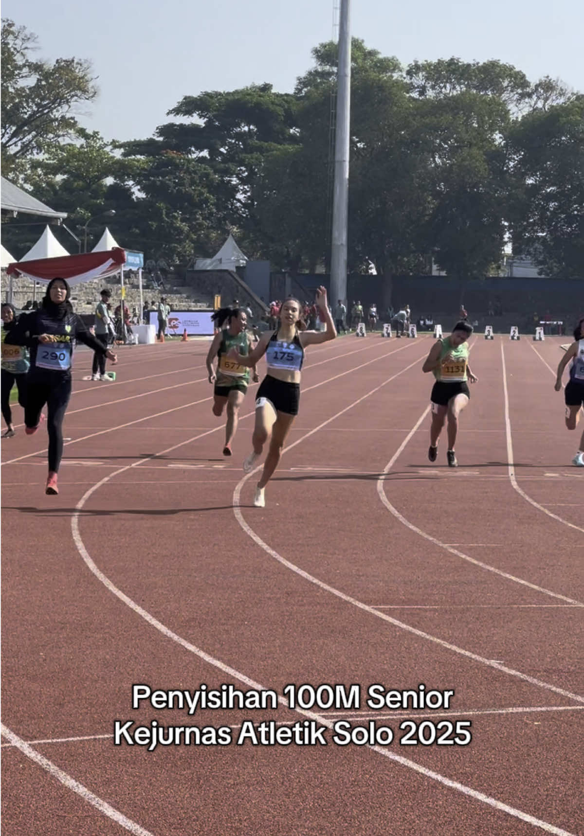 Seru, salip menyalip di penyisihan 100M Senior LPS Kejurnas Atletik & Indonesia U18 Open Championship Solo 2025 #ceritapelari #kejurnasatletik2025 #atletik 